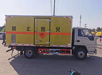 大洼爆破器材运输车